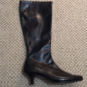 Never worn short heeled black boots